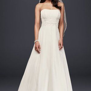 David’s Bridal Chiffon Beaded Empire Size Wedding Dress White size: 14W-…